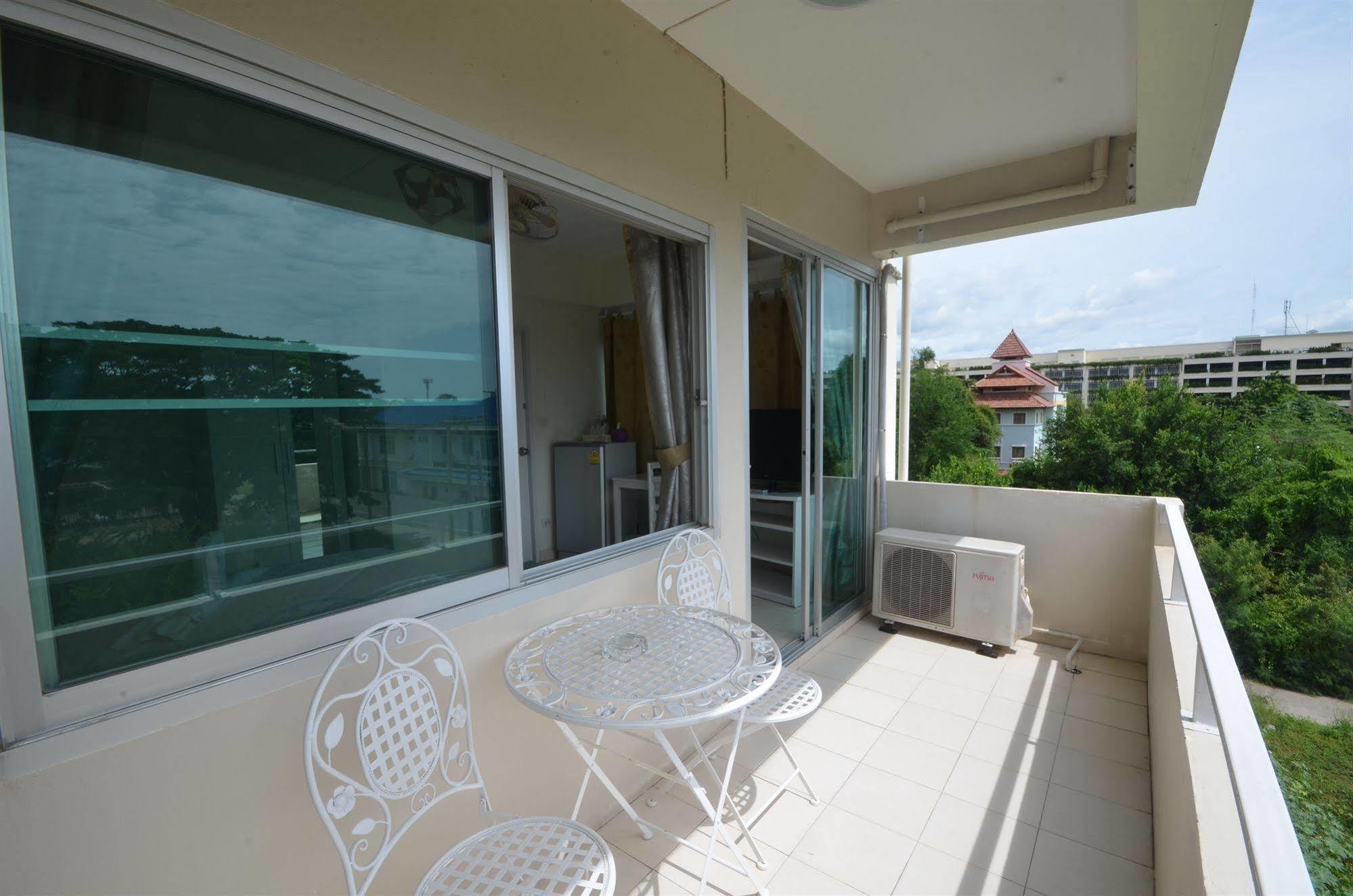 Pearl@Hua Hin Hotel Bagian luar foto